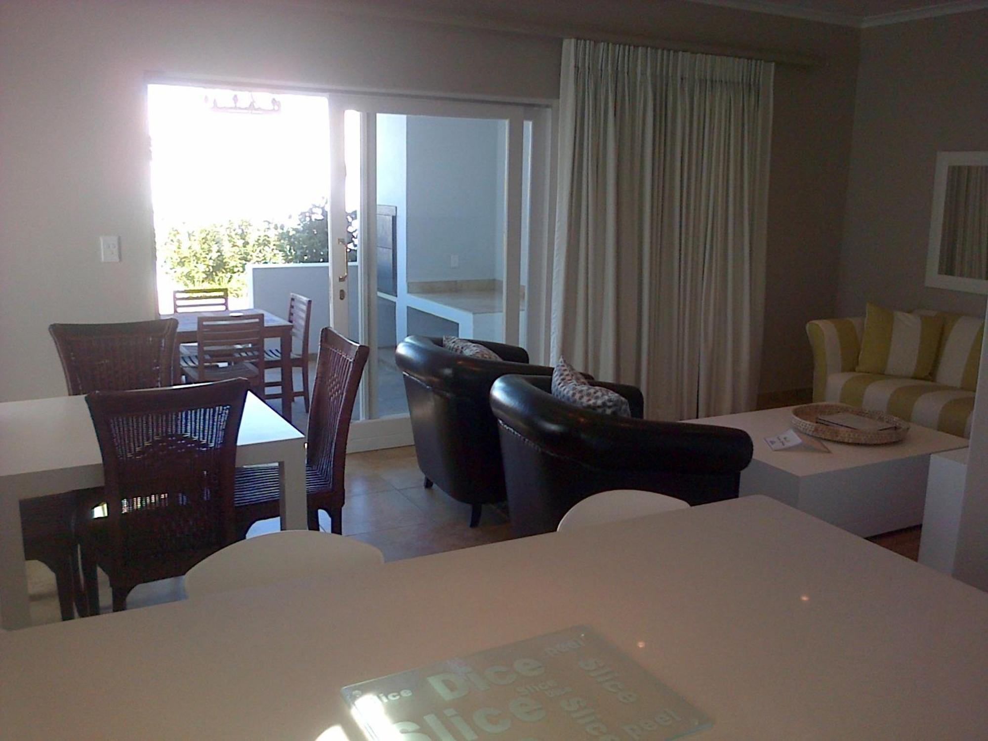 Kenjockity Self Catering Apartments Hermanus Habitación foto