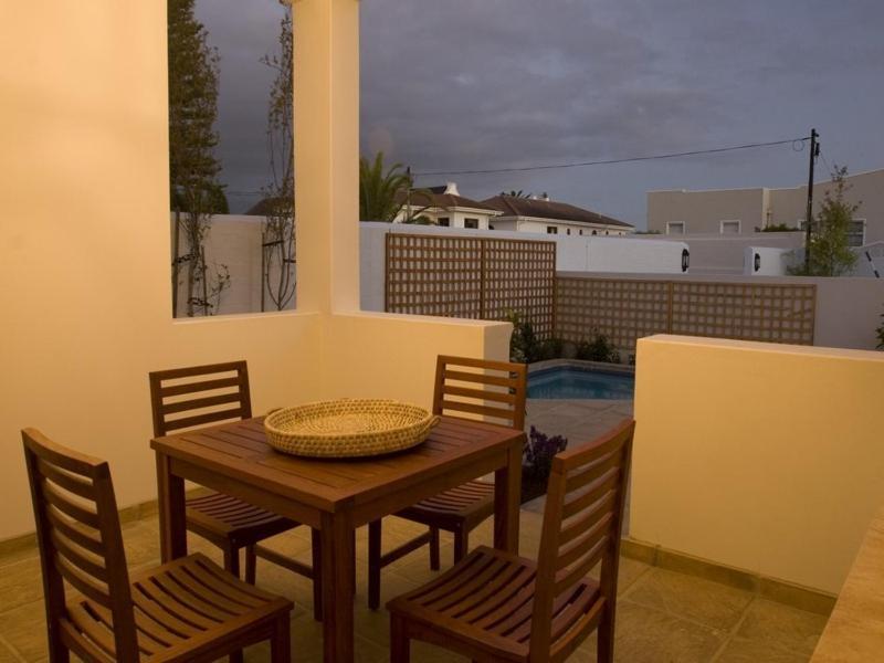 Kenjockity Self Catering Apartments Hermanus Habitación foto