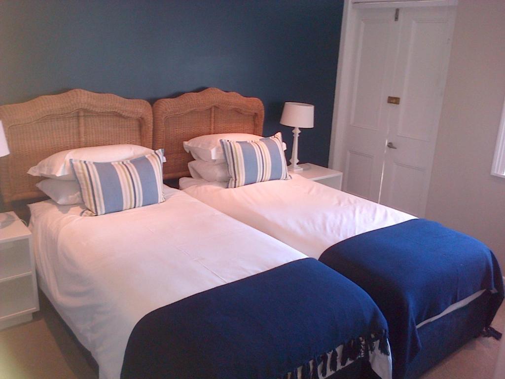 Kenjockity Self Catering Apartments Hermanus Exterior foto